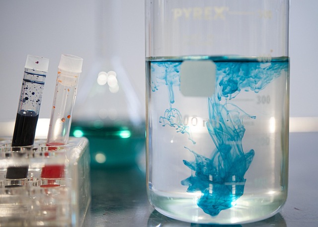 聚氨酯泡沫粘接力改善劑，適用于汽車頂棚復(fù)合材料，確保織物與泡沫緊密貼合